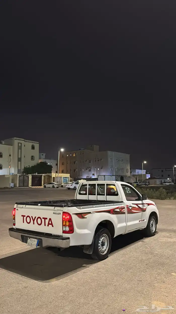 هايلكس 2010 مباع 3