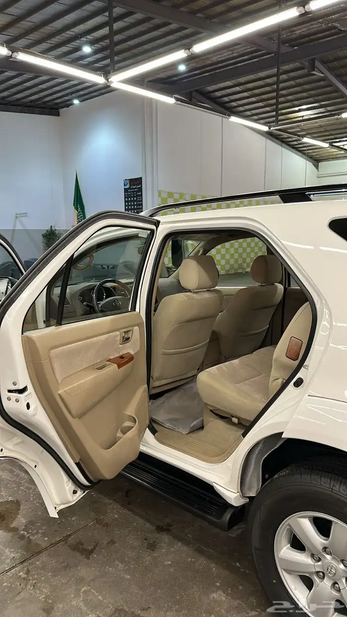 فورتنشر 2011 مخزن قير عايدي نظيف جدا 10