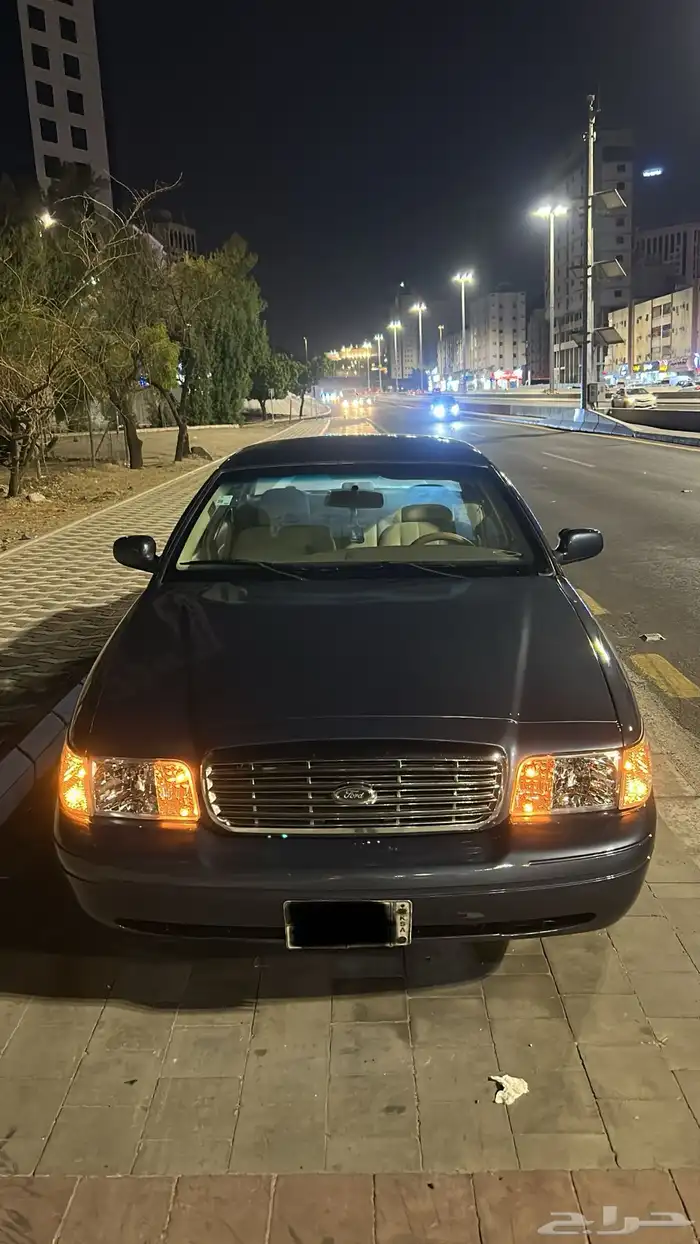 فورد فكتوريا 2009 1