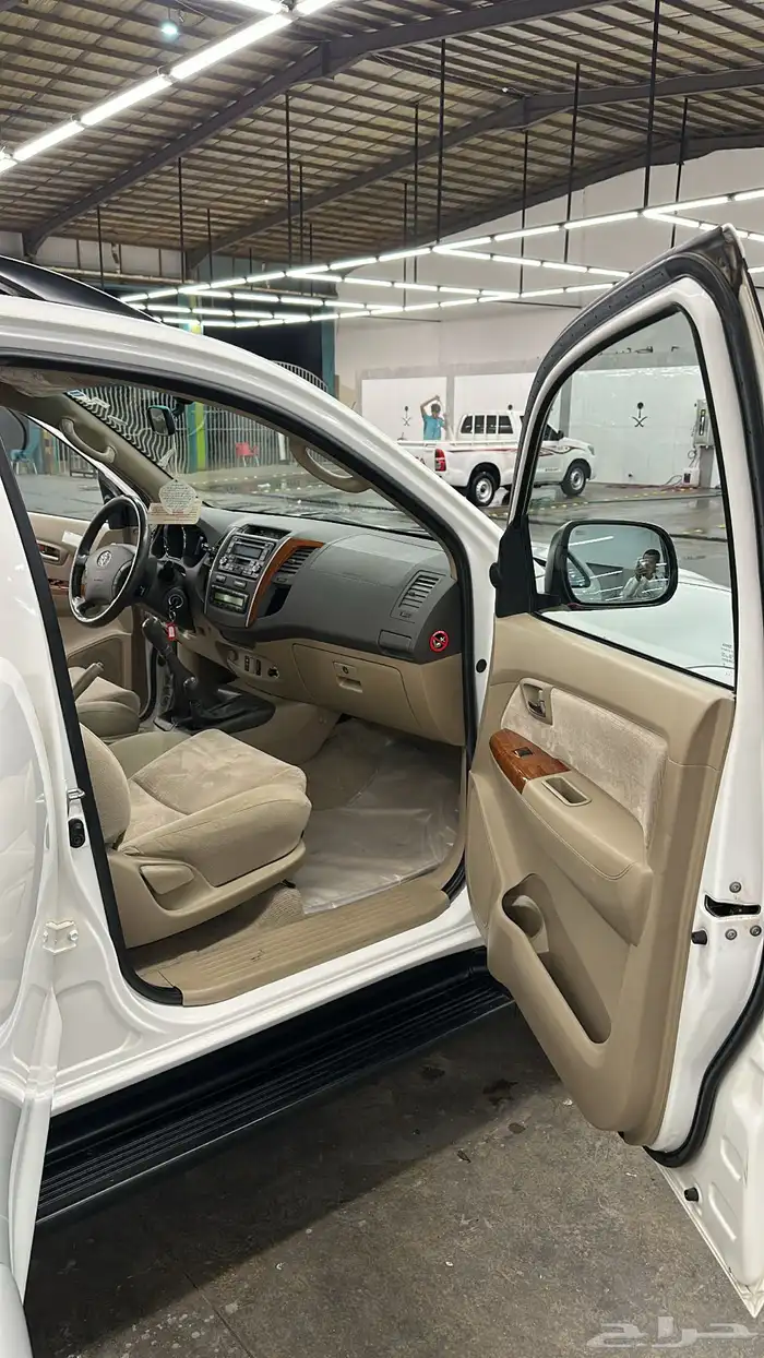 فورتنشر 2011 مخزن قير عايدي نظيف جدا 13