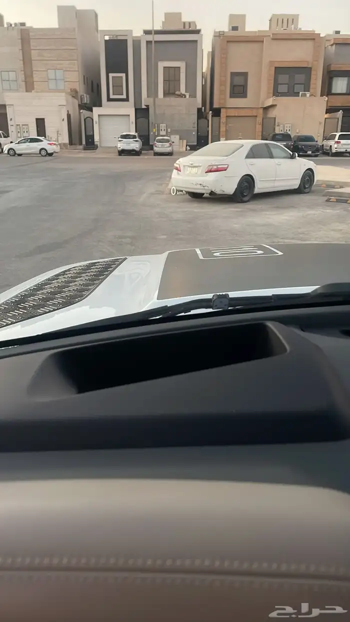 لاند روفر ديفندر 2020 6