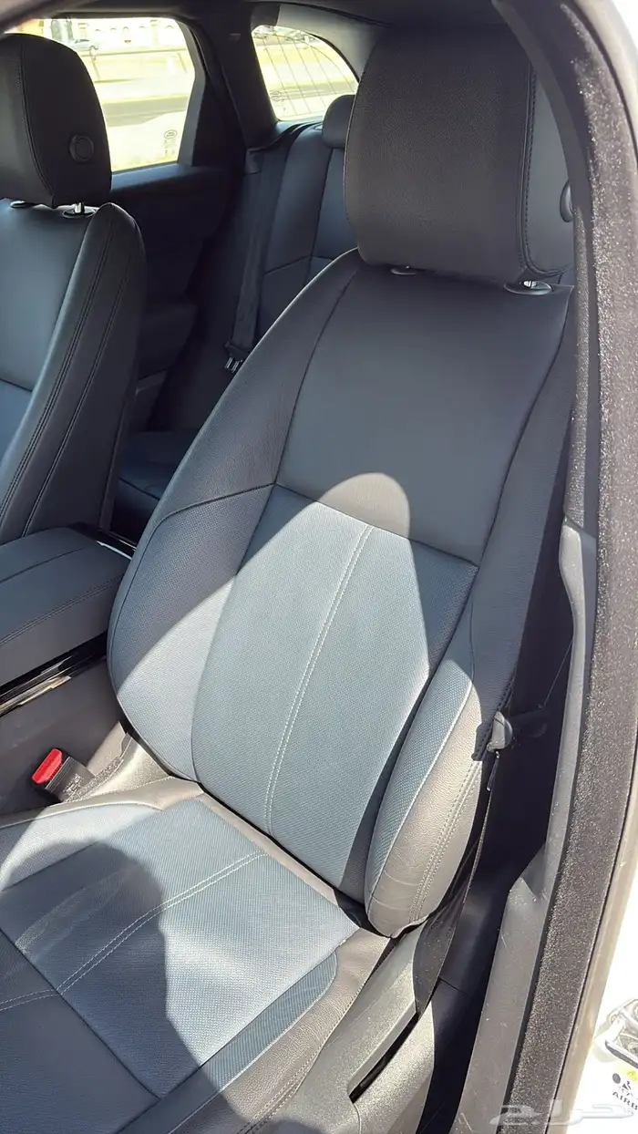 لاند لوفر فيلار 2024 9