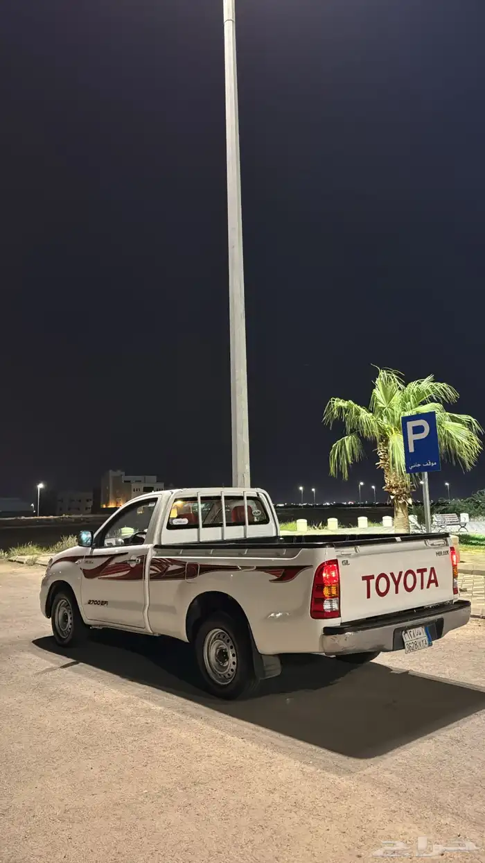 هايلكس 2010 مباع 4