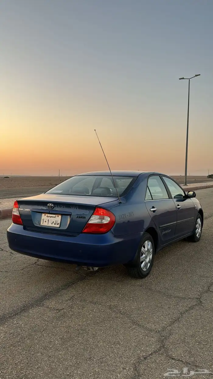 للبيع كامري 2003 صنف . 3