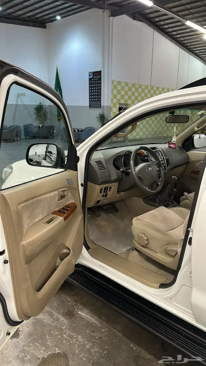 فورتنشر 2011 مخزن قير عايدي نظيف جدا 9