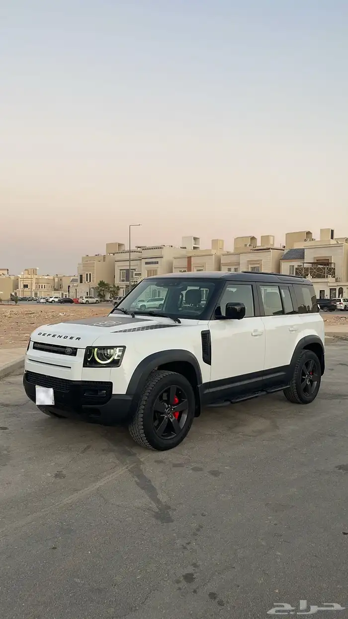 لاند روفر ديفندر 2020 0