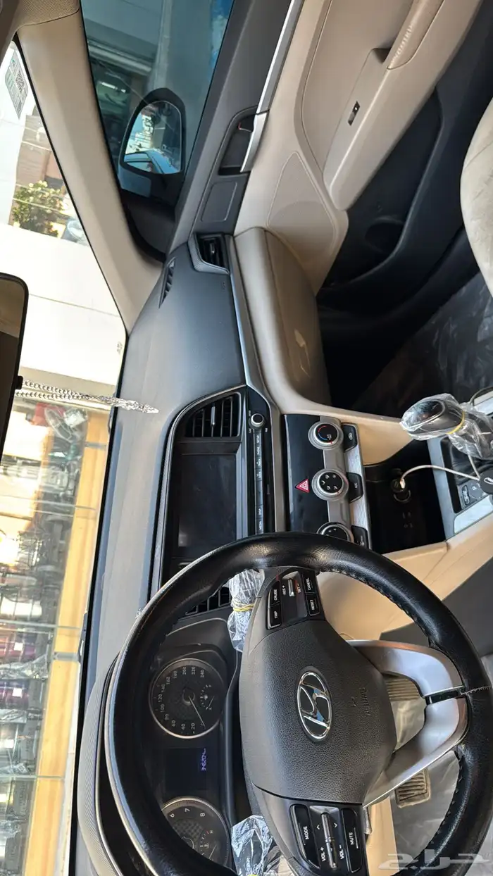 انترا2019 حجم المكينه 2000cc 13