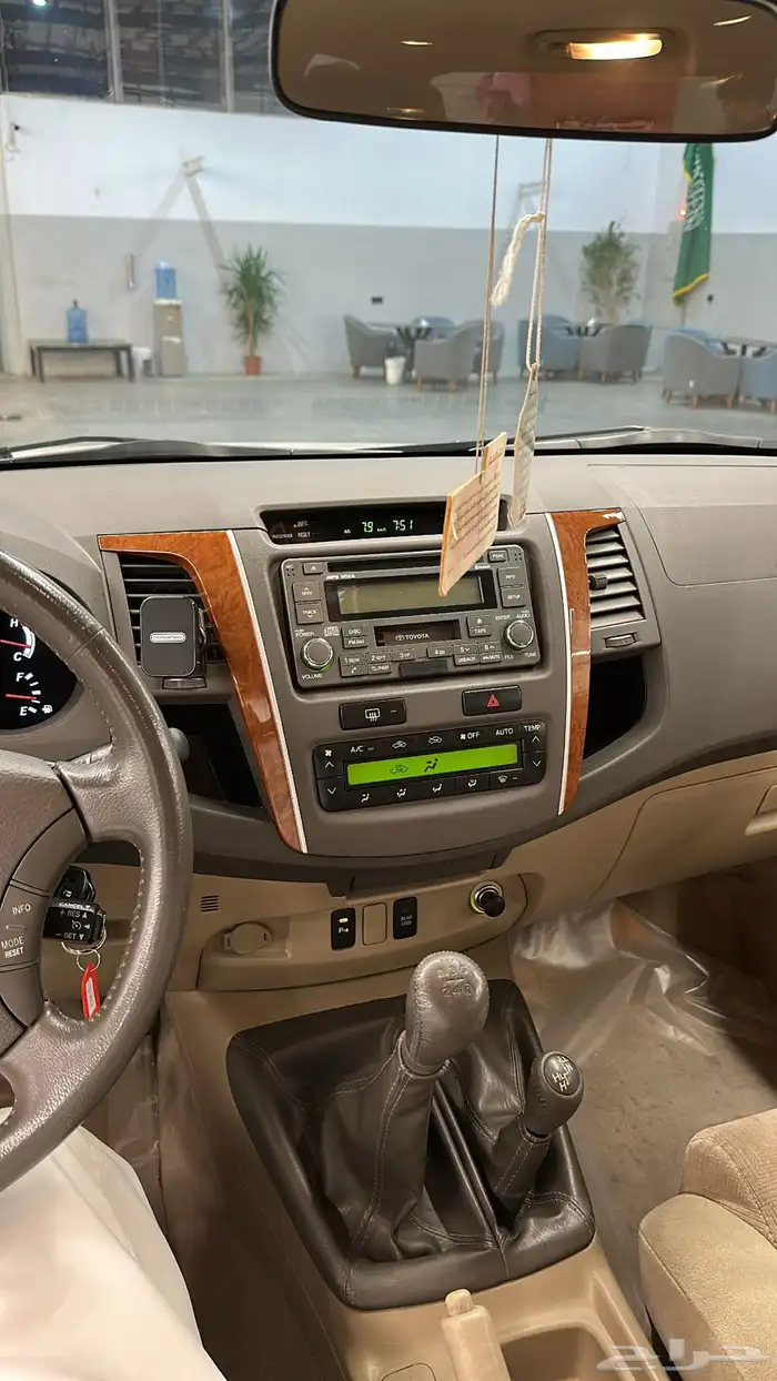 فورتنشر 2011 مخزن قير عايدي نظيف جدا 23