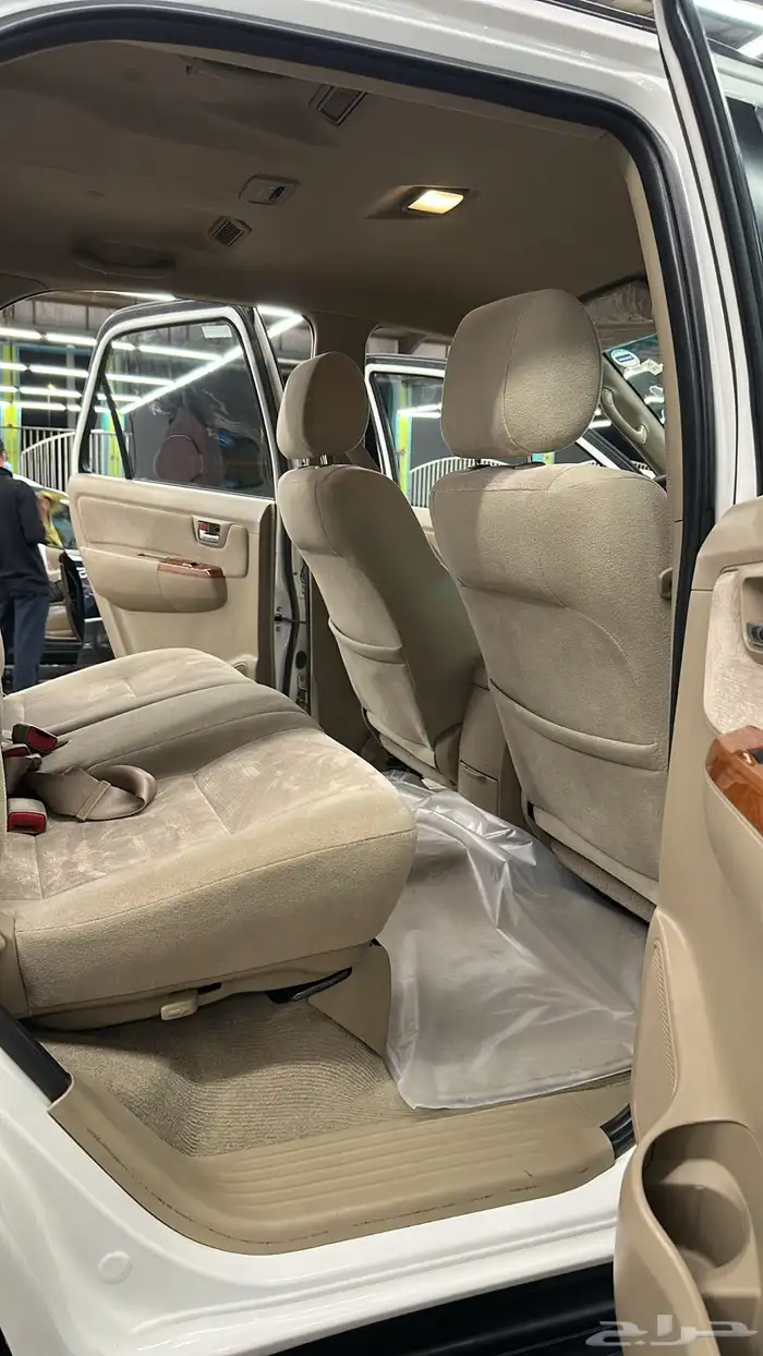 فورتنشر 2011 مخزن قير عايدي نظيف جدا 15