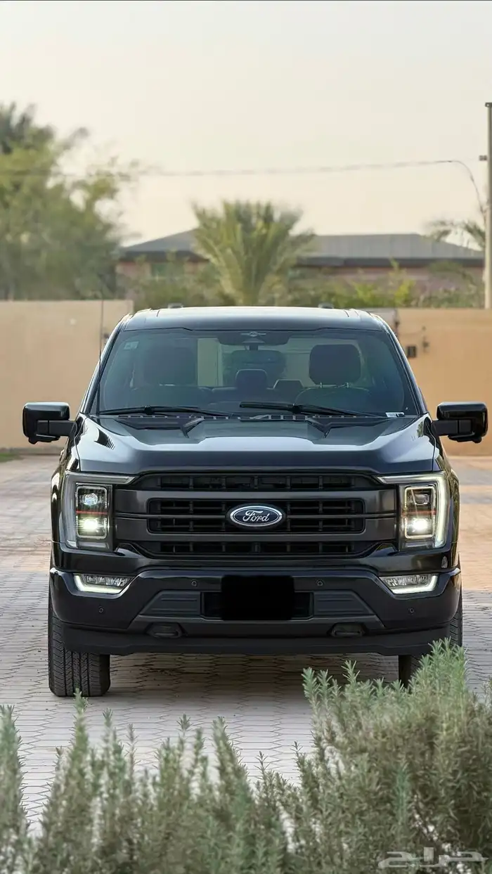 فورد f150 2023 مالك أول لاريت وارد ناغي أسود 1