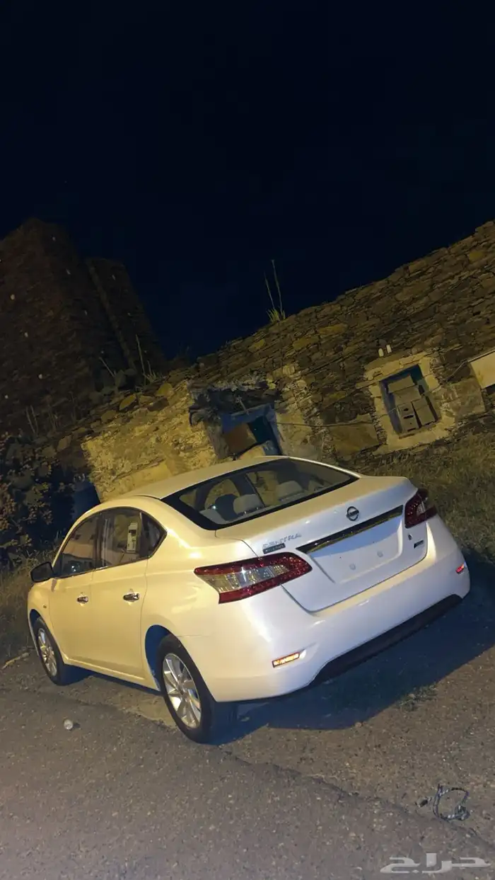 نيسان سنترا 2016 12