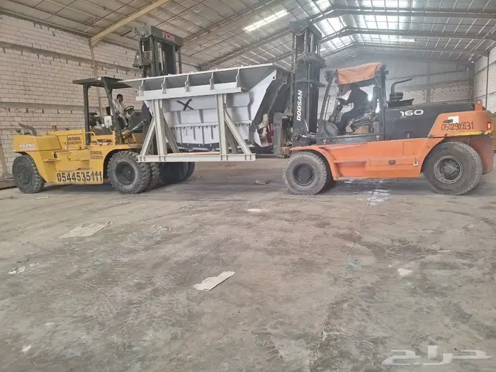 رافعات شوكيه للايجار بجميع احجامها 2