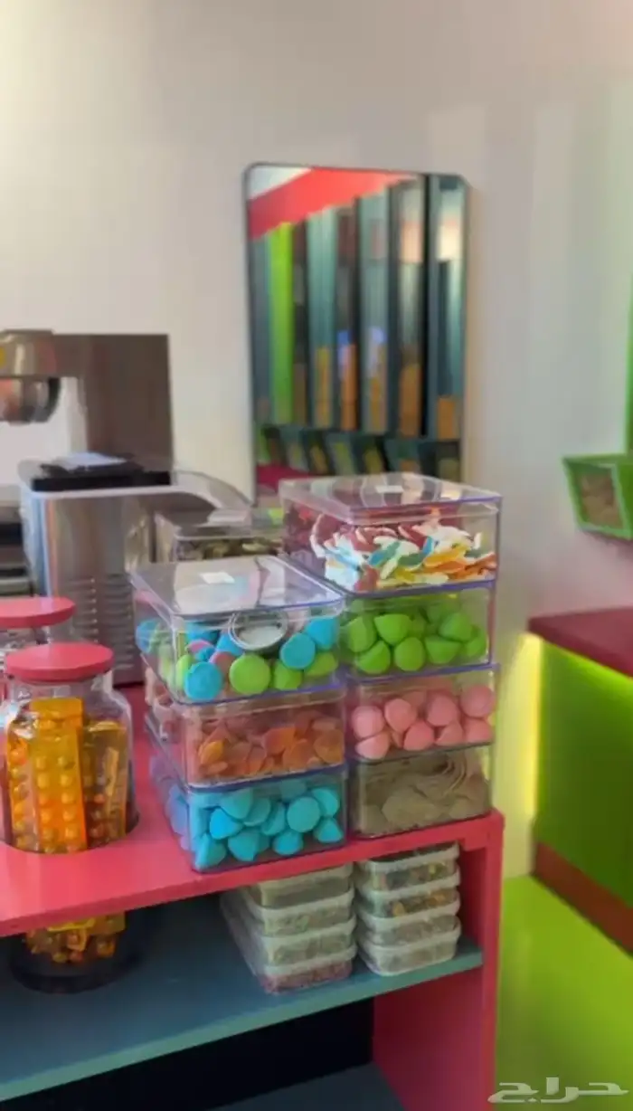 محل للبيع او التقبيل في حي الموظفين 10