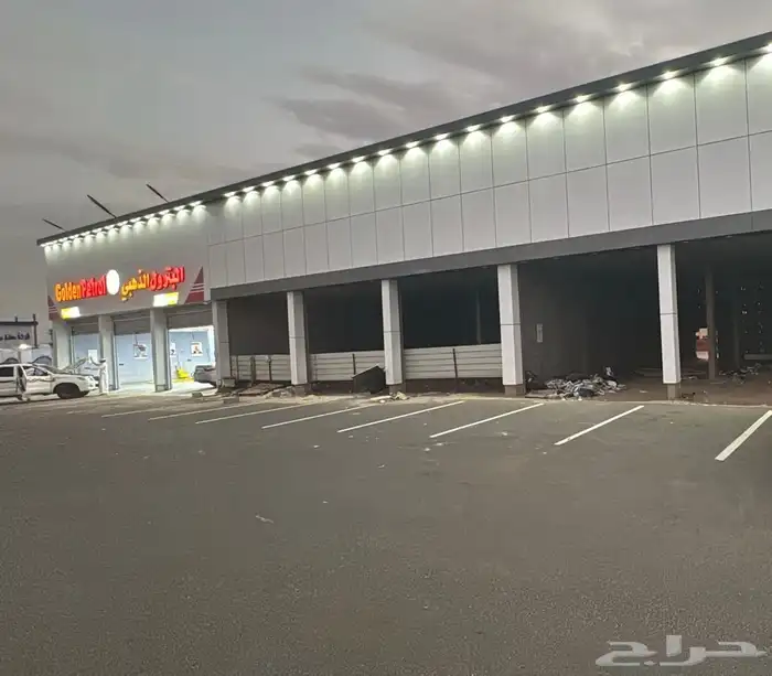 محلات للإيجار مع سكن فوق 1