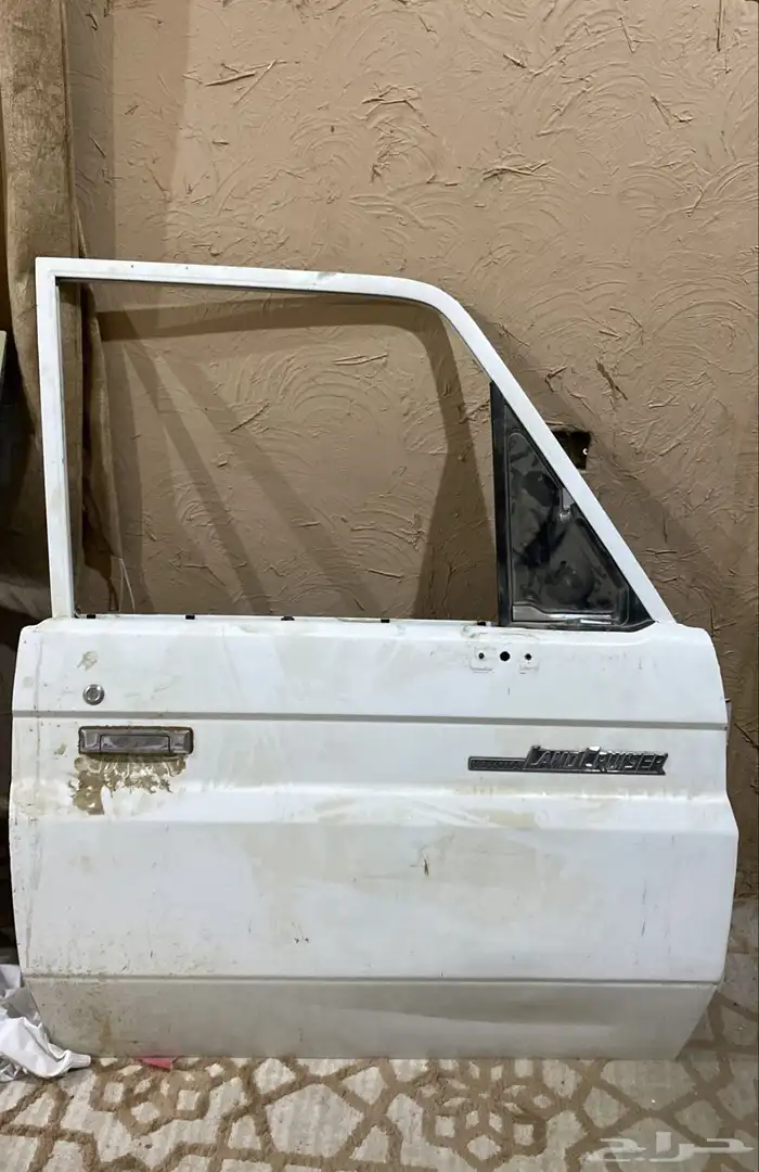 باب يمين ربع 16 وباب خلفي 0