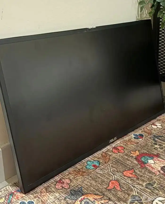 شاشه 24 بوصه مع قاعدة الشاشه 0