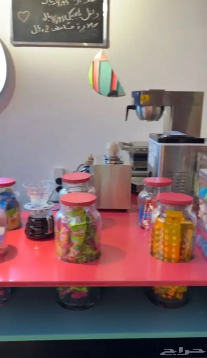 محل للبيع او التقبيل في حي الموظفين 9