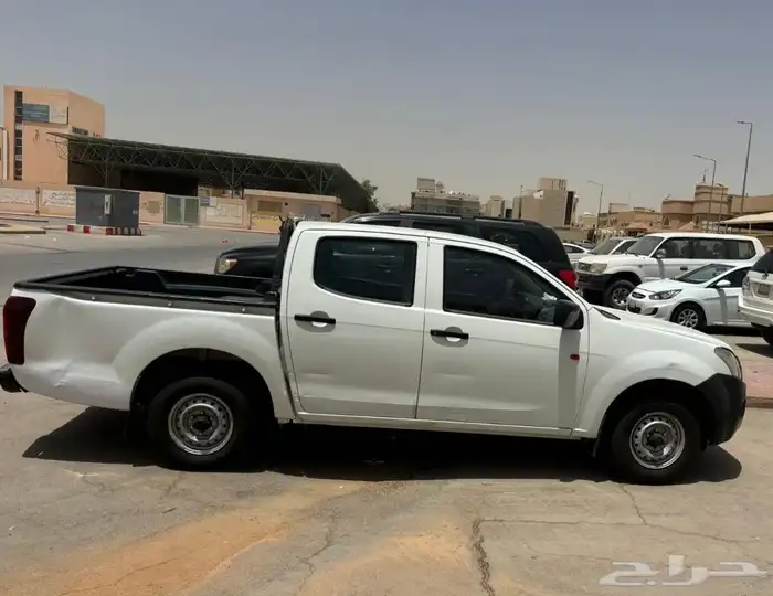 إيسوزو غمارتين 2013 ديزل قير عادي بدون دبل 5