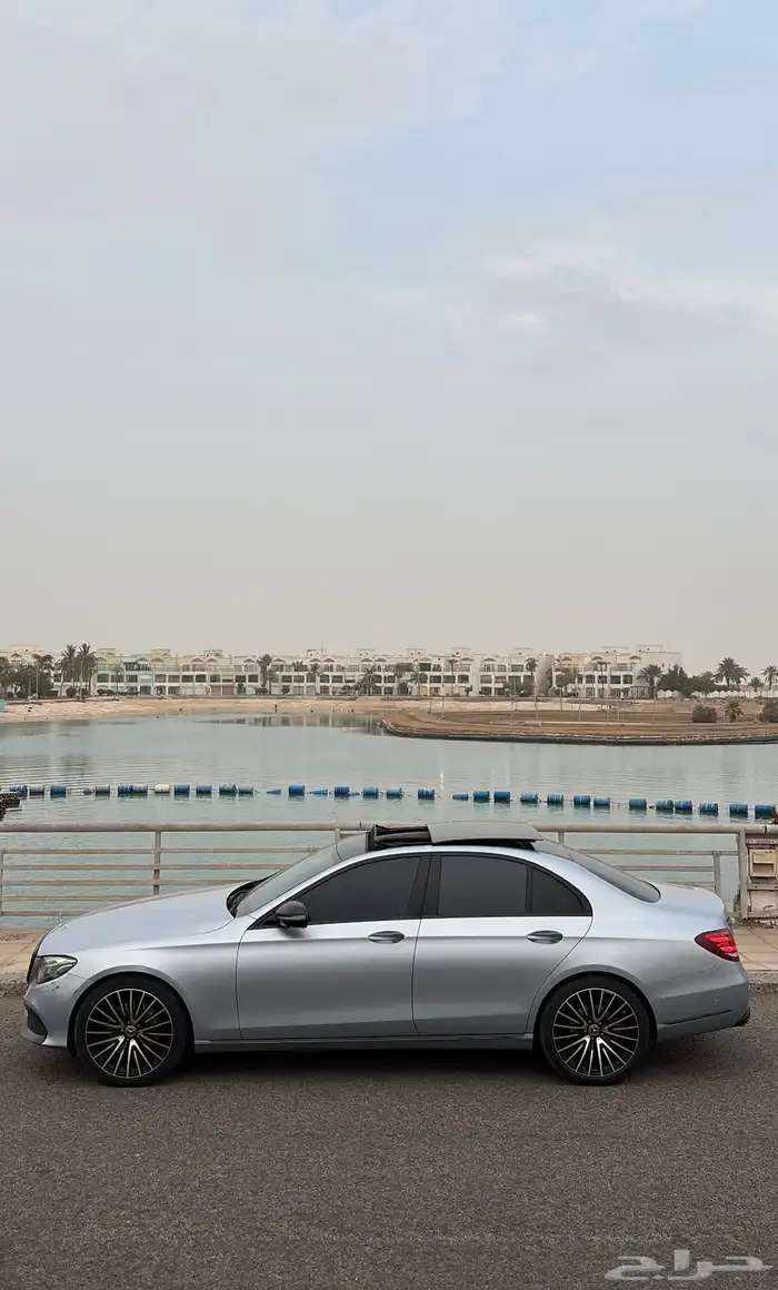 مرسيدس 2018 e300 نظيف 5