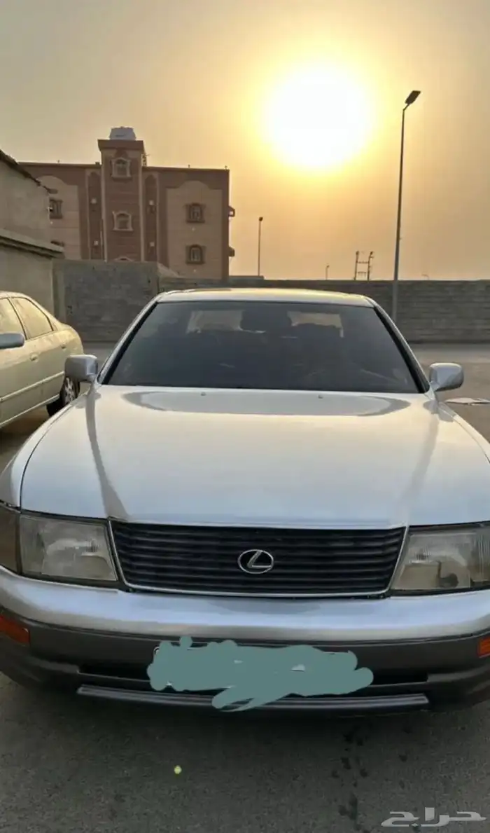 لكزس LS400 0