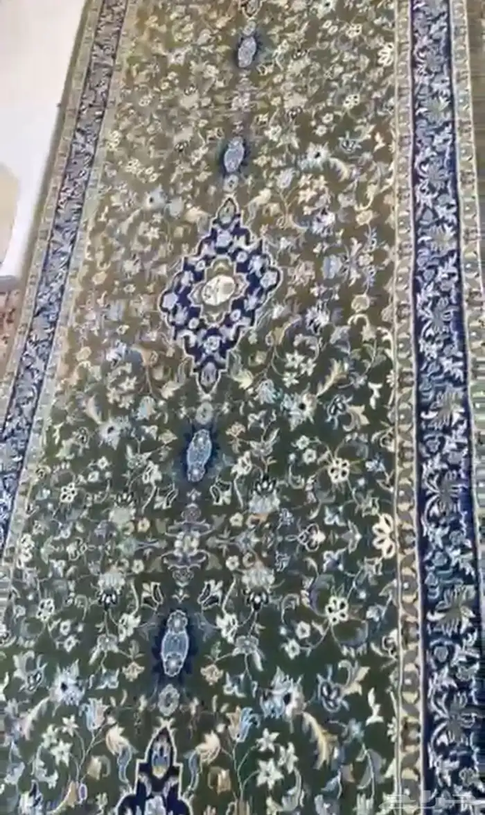 سجاد الحرمين اصلي نادر من عدة عصور carpet from Holy Mosque 4