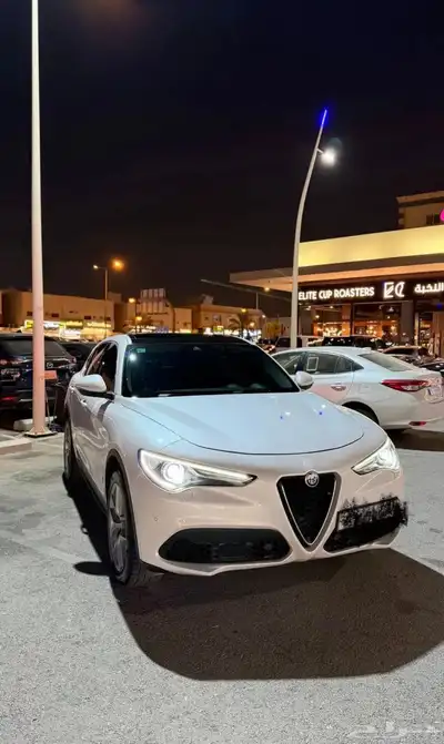 الفا روميو ستيلفيو index