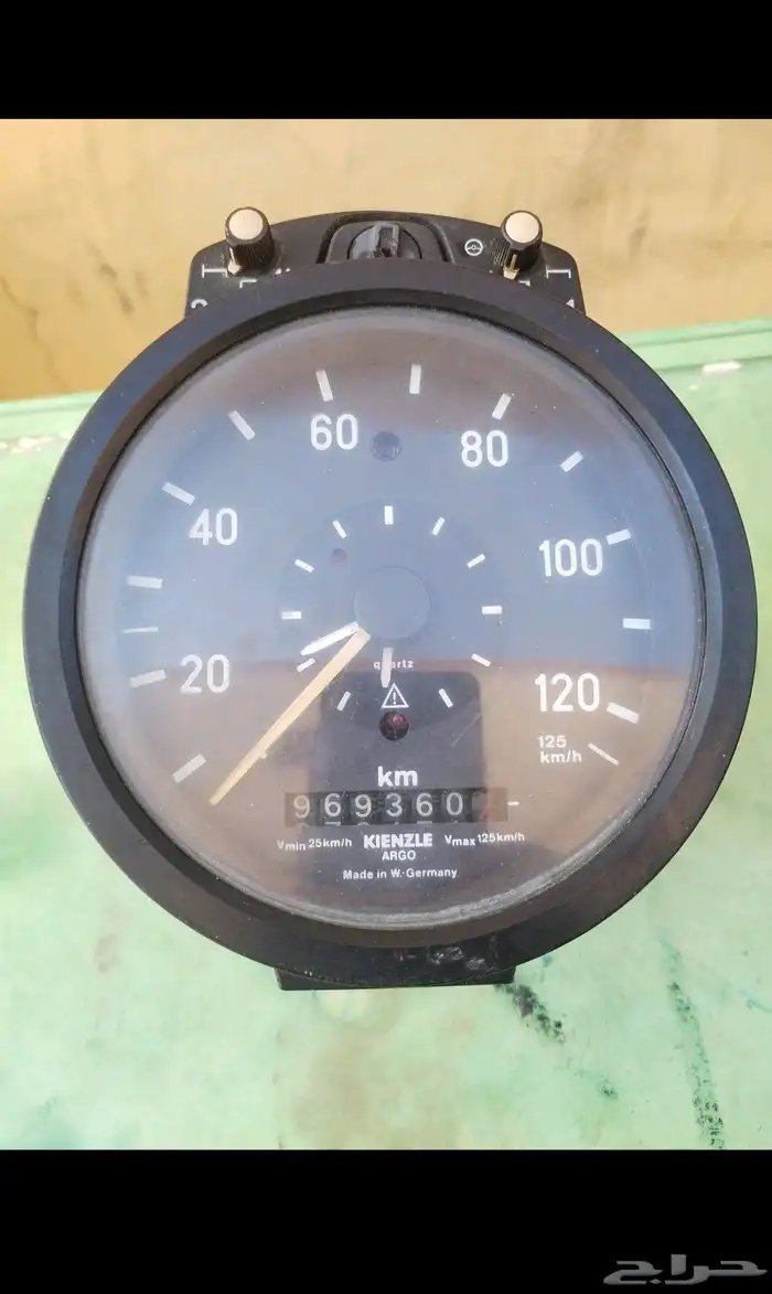 سلام عليكم عداد مرسيدس ألبي للبيع على السوم الموقع طبرجل 0