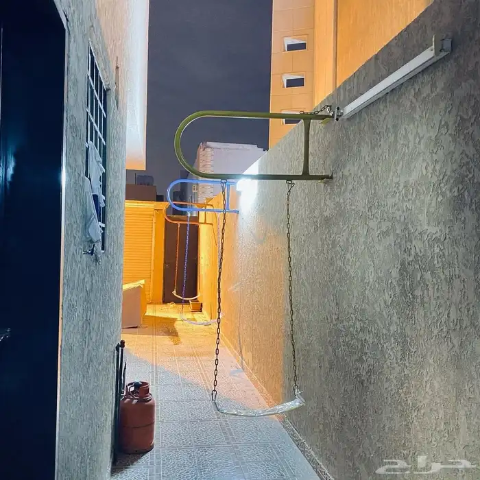 العاب اطفال مراجيح جدارية اربعة الوان مميزة 0