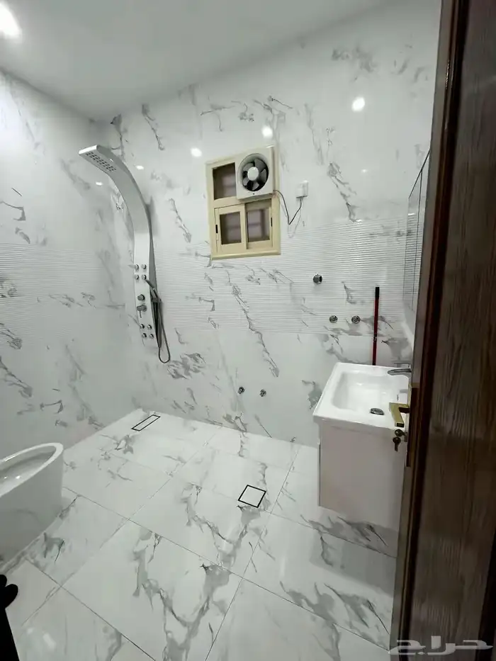 للايجار فله مؤثثة- ابها حي الضباب 80 الف سنوي 17