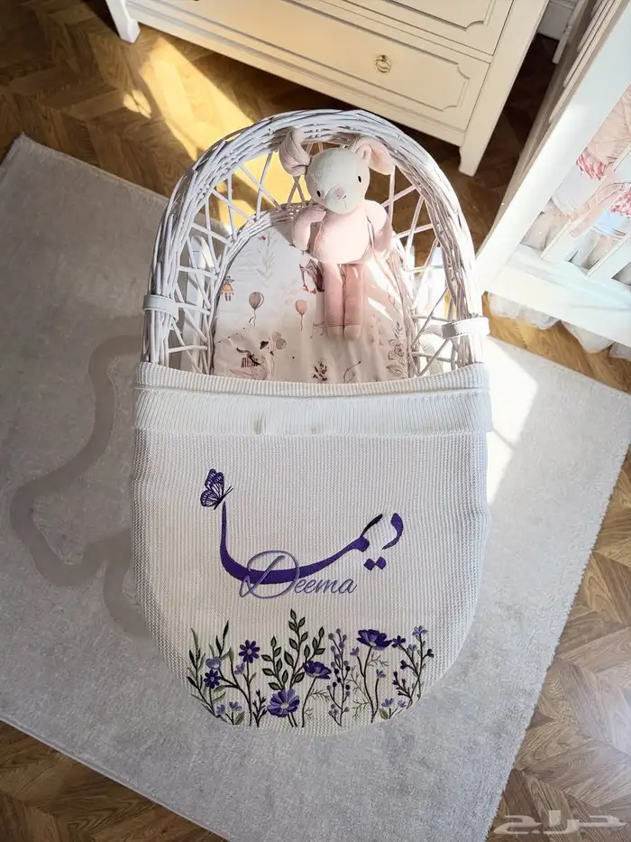 بطانية مطرزة بالاسم وبانر استقبال مواليد 3