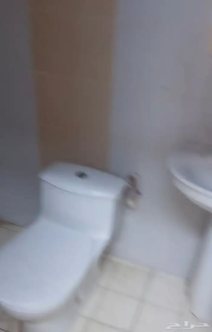 للاجار خمس غرف دور ثالث الضاحية الحي الثالث 1500شهري 3