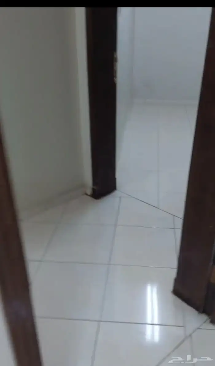 للاجار خمس غرف دور ثالث الضاحية الحي الثالث 1500شهري 2