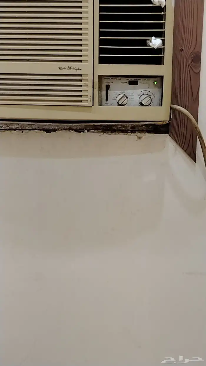 السلام عليكم يوجد مكيفات مستعمله للبيع نصيف وغرفت 2
