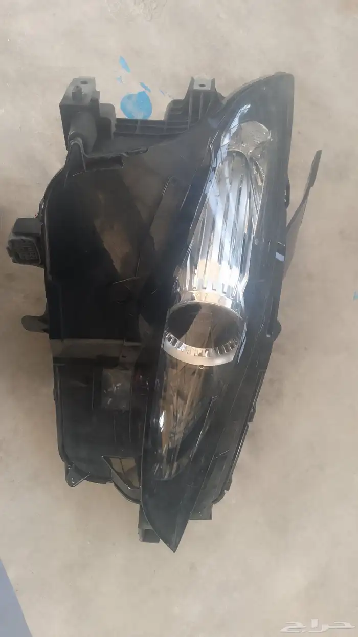 يوجد لدينا صدام وشمعات مازدا 30 0