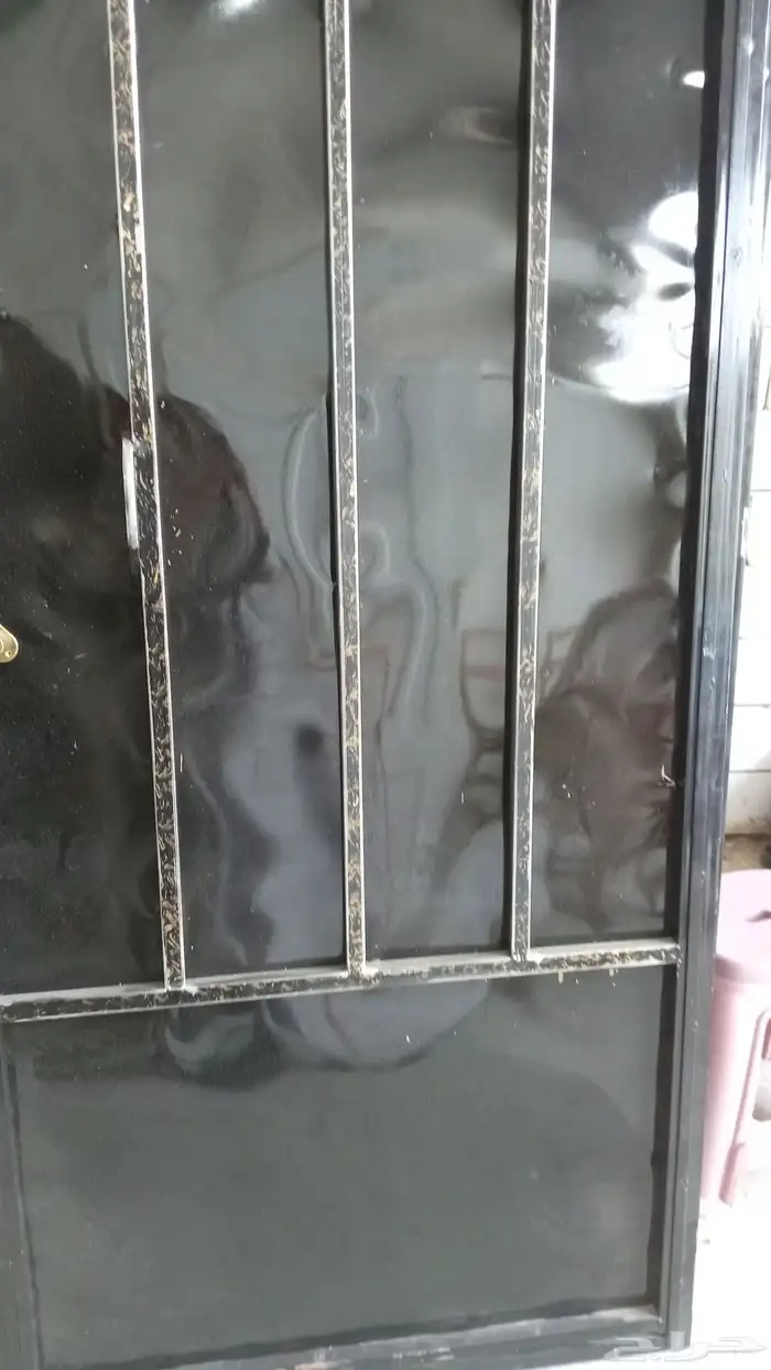 ابواب خشب مستخدمه وابواب حديد والمنيوم جديده للبيع بنبيعيها 5