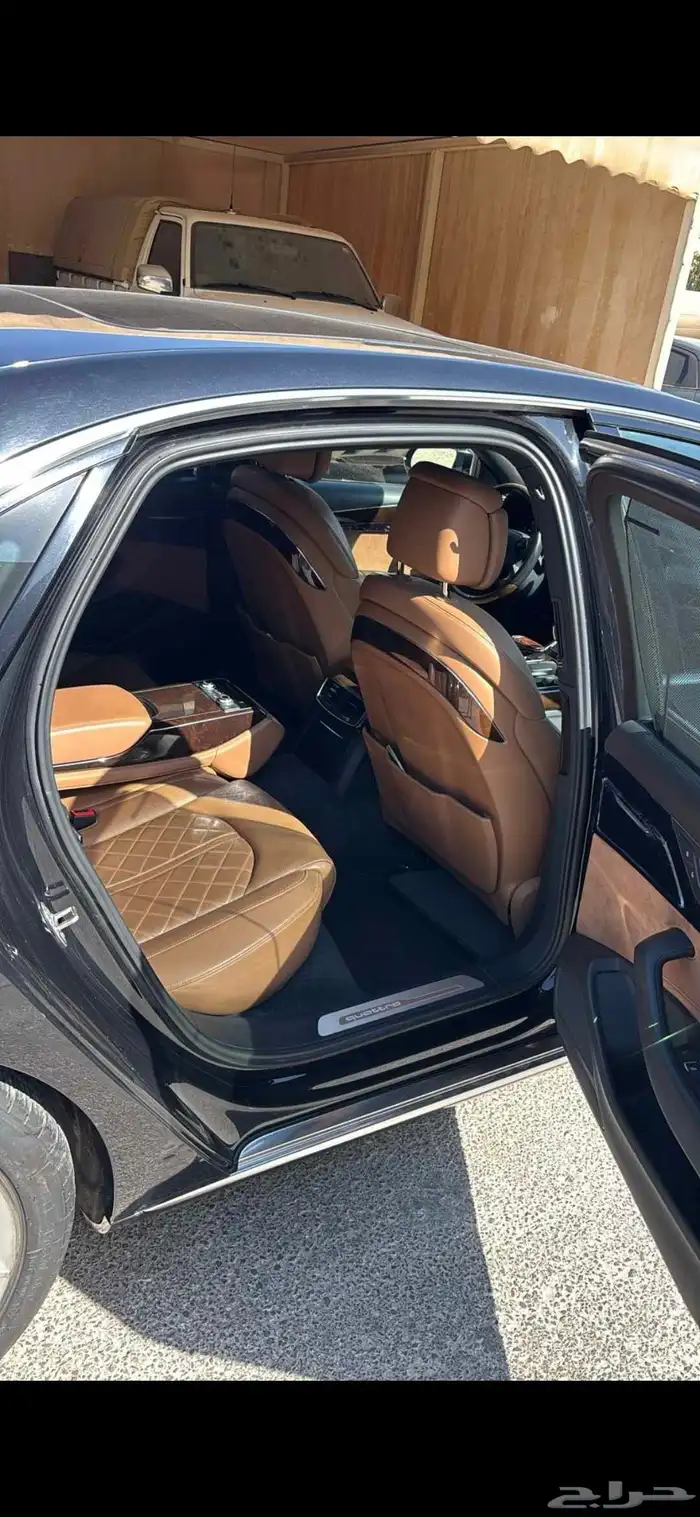 اودي A8 استخدام شخصي نظيف ( مصدوم ) 4