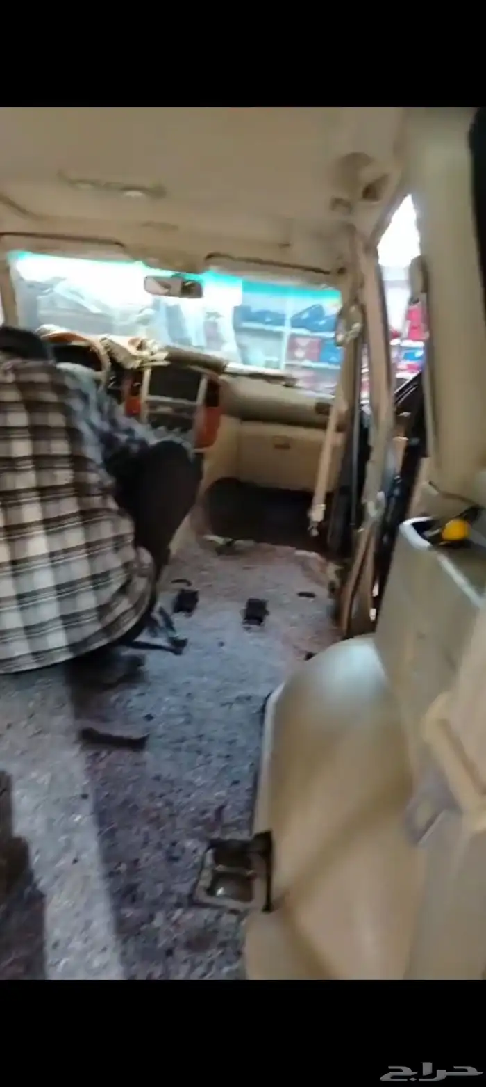 لاندكروزر 2006 GXR اوتوماتيك 6سلندر فل كامل 12