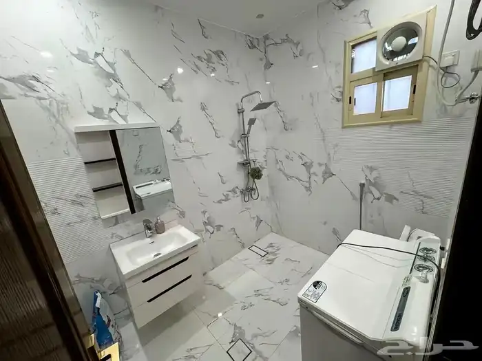 للايجار فله مؤثثة- ابها حي الضباب 80 الف سنوي 15