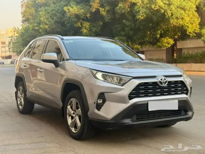 تويوتا راف فور 2021 2