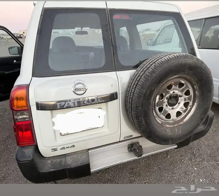 للبيع باترول ربع موديل 2009 مبيعات حكومي سابقا 3