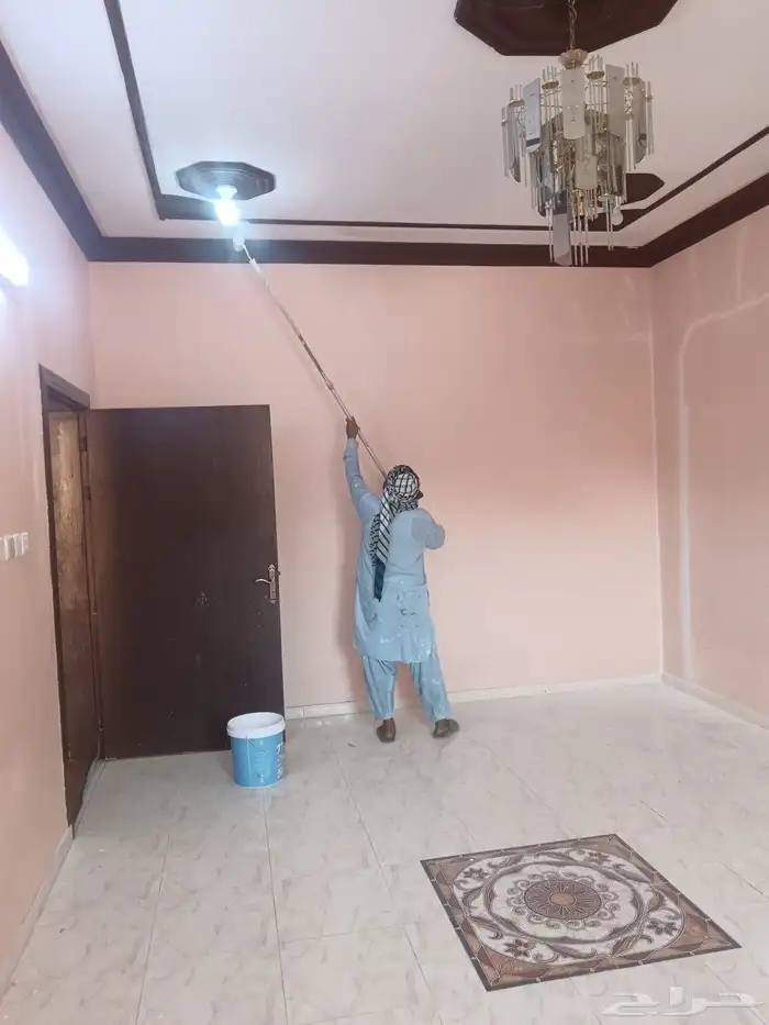 أنا معلم دهان بويا منقطعه حاىل 0