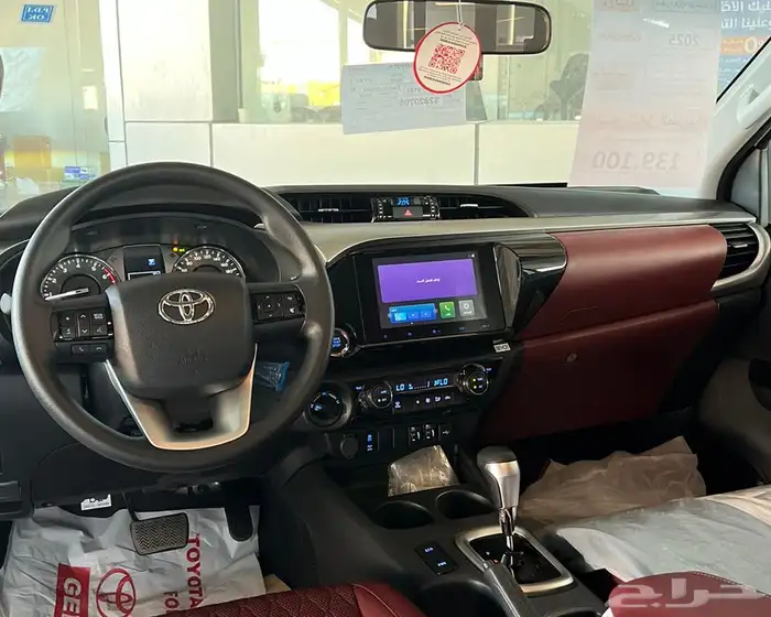 هايلكس سوبر فل كامل 2025 محرك بنزين بأقل سعر لدى الفريدي 5