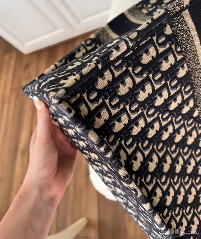 شنطه وسكارف ديور Christian Dior 7