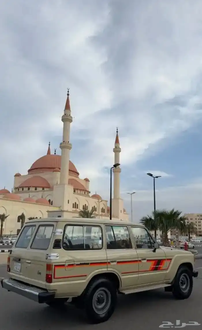 لاندكروزر 1