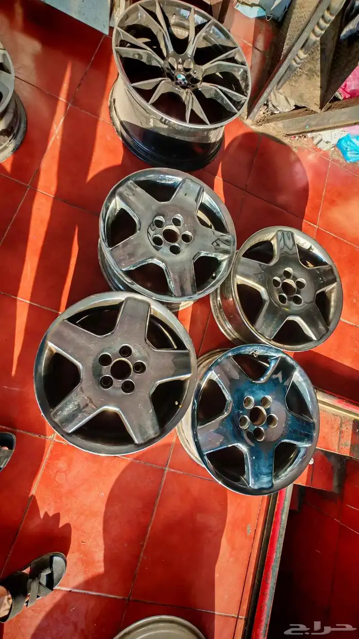 جنوط لكزز 430 اصلي وكاله مقاس 18 نضيفه 0