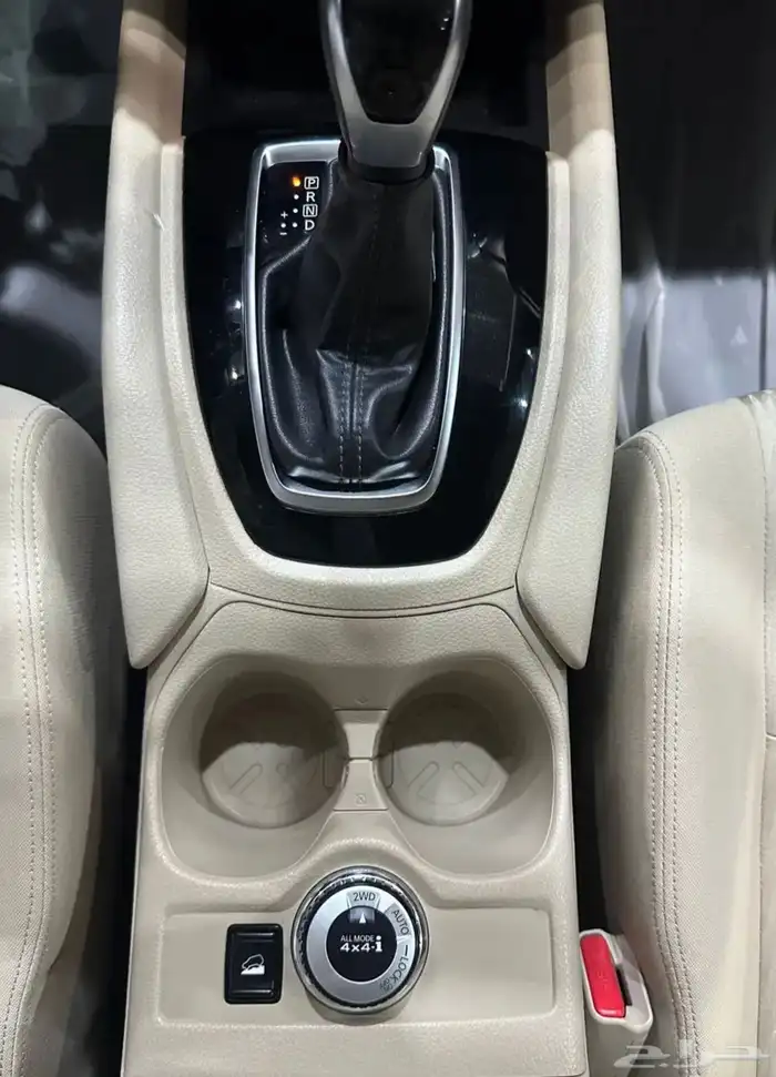 نيسان اكس تريل موديل 2021 دبل نضيف جدا 8