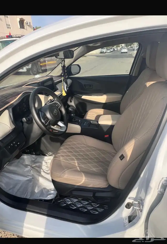 يارس ابيض 2024 واي بلص نص الفل 1