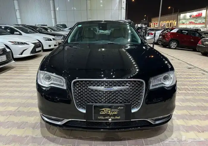 كرايزلر C300 موديل 2018 فل كامل نضيف جدا 2