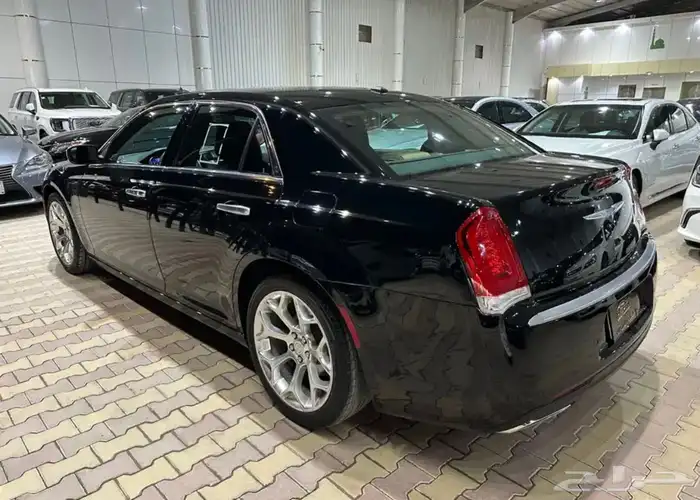 كرايزلر C300 موديل 2018 فل كامل نضيف جدا 23