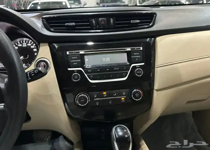 نيسان اكس تريل موديل 2021 دبل نضيف جدا 11